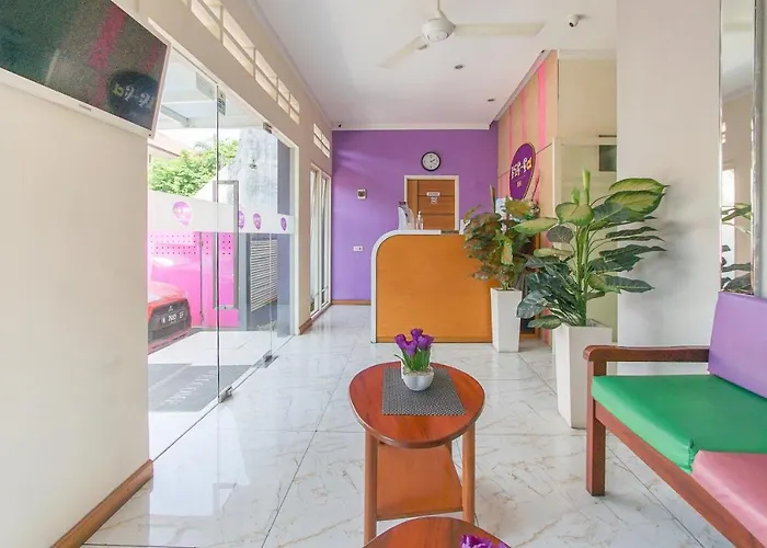 Sans Hotel Fiffa Pisang Kipas Malang